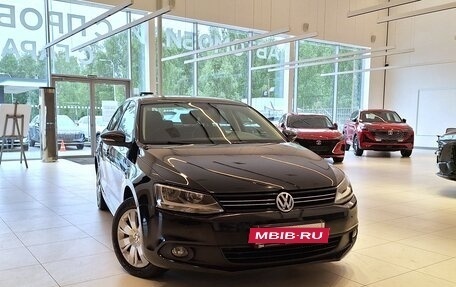 Volkswagen Jetta VI, 2011 год, 849 000 рублей, 9 фотография