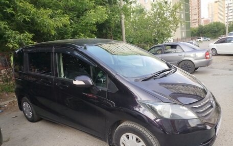 Honda Freed I, 2010 год, 1 150 000 рублей, 2 фотография
