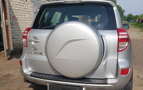 Toyota RAV4, 2009 год, 1 650 000 рублей, 2 фотография