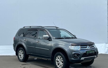 Mitsubishi Pajero Sport II рестайлинг, 2014 год, 1 475 000 рублей, 3 фотография