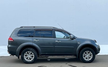 Mitsubishi Pajero Sport II рестайлинг, 2014 год, 1 475 000 рублей, 5 фотография