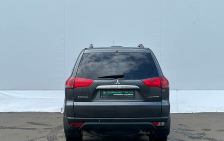 Mitsubishi Pajero Sport II рестайлинг, 2014 год, 1 475 000 рублей, 7 фотография