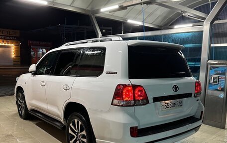 Toyota Land Cruiser 200, 2011 год, 2 299 000 рублей, 2 фотография