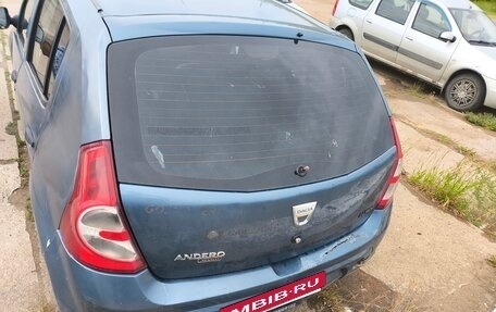 Dacia Sandero I, 2009 год, 285 000 рублей, 3 фотография