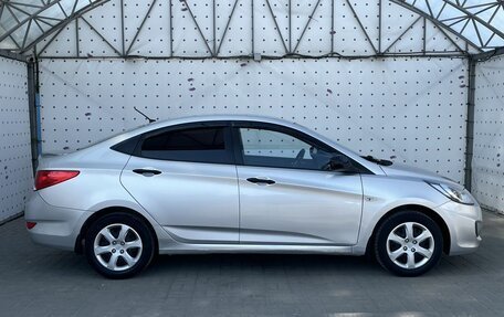 Hyundai Solaris II рестайлинг, 2012 год, 740 000 рублей, 9 фотография