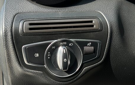 Mercedes-Benz C-Класс, 2018 год, 2 100 000 рублей, 17 фотография