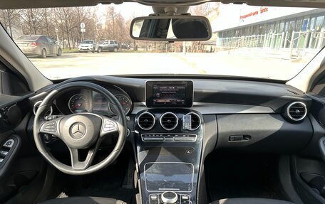 Mercedes-Benz C-Класс, 2018 год, 2 100 000 рублей, 22 фотография