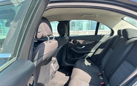 Mercedes-Benz C-Класс, 2018 год, 2 100 000 рублей, 21 фотография