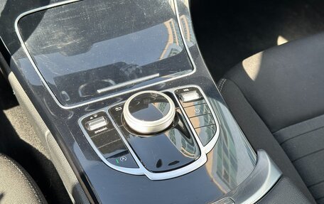 Mercedes-Benz C-Класс, 2018 год, 2 100 000 рублей, 26 фотография