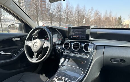 Mercedes-Benz C-Класс, 2018 год, 2 100 000 рублей, 29 фотография