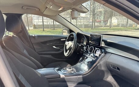 Mercedes-Benz C-Класс, 2018 год, 2 100 000 рублей, 30 фотография