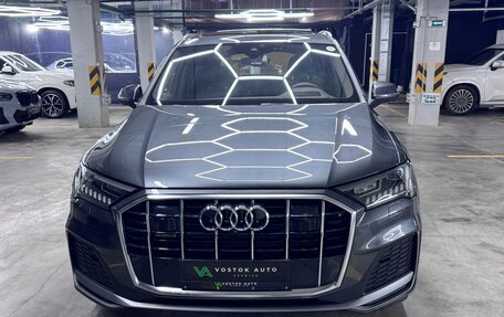 Audi Q7, 2023 год, 12 000 000 рублей, 2 фотография
