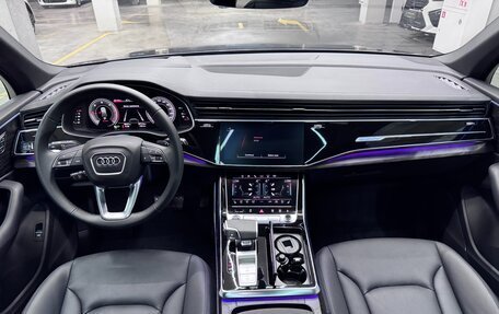 Audi Q7, 2023 год, 12 000 000 рублей, 17 фотография