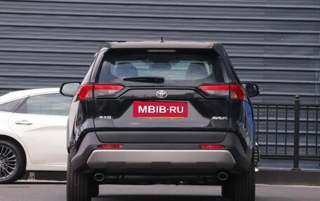 Toyota RAV4, 2024 год, 3 750 000 рублей, 5 фотография
