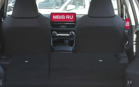 Toyota RAV4, 2024 год, 3 750 000 рублей, 18 фотография