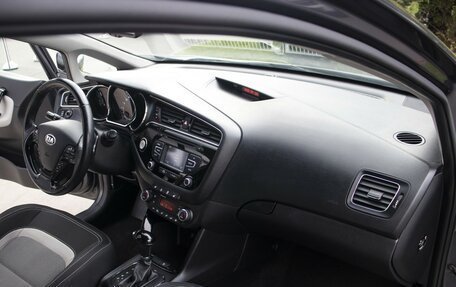 KIA cee'd III, 2015 год, 1 355 000 рублей, 16 фотография