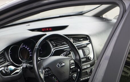 KIA cee'd III, 2015 год, 1 355 000 рублей, 21 фотография