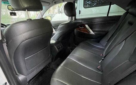 Toyota Camry, 2008 год, 850 000 рублей, 3 фотография