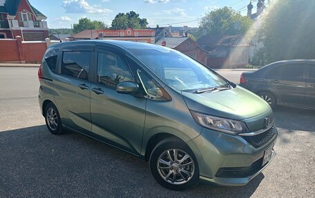Honda Freed II, 2021 год, 1 580 000 рублей, 2 фотография
