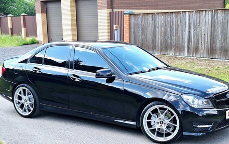 Mercedes-Benz C-Класс, 2011 год, 1 440 000 рублей, 2 фотография