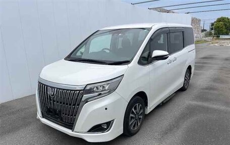 Toyota Esquire I, 2020 год, 1 532 400 рублей, 2 фотография