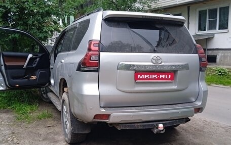 Toyota Land Cruiser Prado 150 рестайлинг 2, 2012 год, 2 550 000 рублей, 6 фотография
