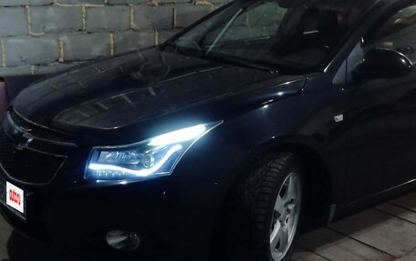Chevrolet Cruze II, 2010 год, 870 000 рублей, 5 фотография