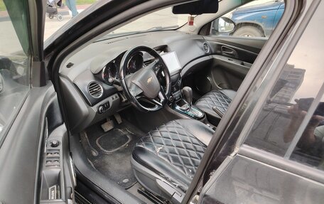 Chevrolet Cruze II, 2010 год, 870 000 рублей, 23 фотография