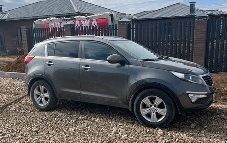 KIA Sportage III, 2011 год, 850 000 рублей, 2 фотография