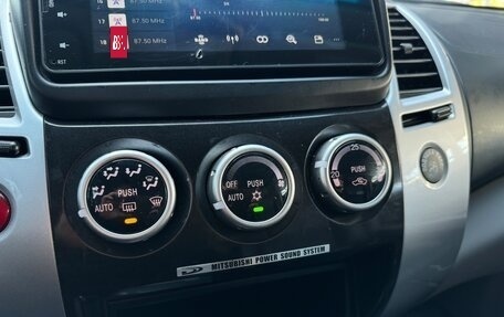 Mitsubishi Pajero Sport II рестайлинг, 2014 год, 1 790 000 рублей, 19 фотография