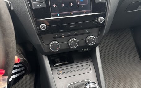 Skoda Octavia, 2018 год, 1 200 000 рублей, 7 фотография