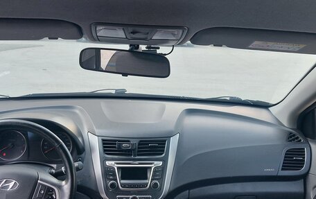 Hyundai Solaris II рестайлинг, 2014 год, 1 075 000 рублей, 3 фотография
