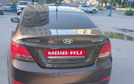Hyundai Solaris II рестайлинг, 2014 год, 1 075 000 рублей, 2 фотография