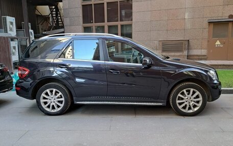 Mercedes-Benz M-Класс, 2011 год, 1 650 000 рублей, 2 фотография