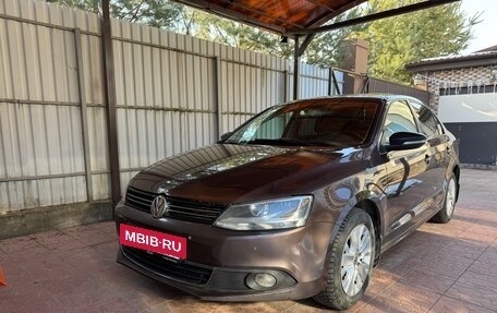 Volkswagen Jetta VI, 2014 год, 1 250 000 рублей, 3 фотография
