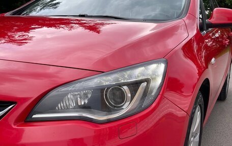 Opel Astra J, 2014 год, 870 000 рублей, 1 фотография