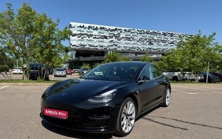 Tesla Model 3 I, 2019 год, 3 750 000 рублей, 1 фотография