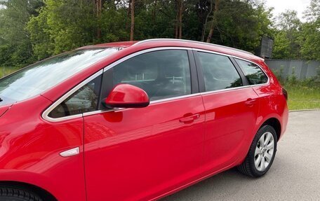 Opel Astra J, 2014 год, 870 000 рублей, 11 фотография