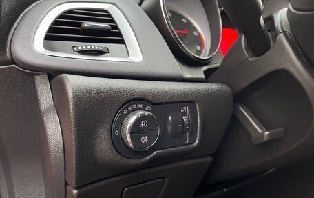 Opel Astra J, 2014 год, 870 000 рублей, 19 фотография