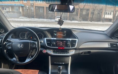 Honda Accord IX рестайлинг, 2013 год, 1 650 000 рублей, 4 фотография