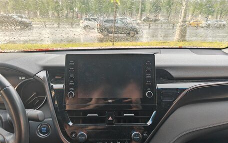 Toyota Camry, 2021 год, 3 600 000 рублей, 7 фотография
