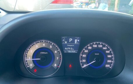 Hyundai Solaris II рестайлинг, 2011 год, 620 000 рублей, 6 фотография