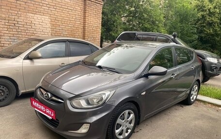Hyundai Solaris II рестайлинг, 2011 год, 620 000 рублей, 9 фотография