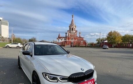 BMW 3 серия, 2019 год, 4 300 000 рублей, 18 фотография