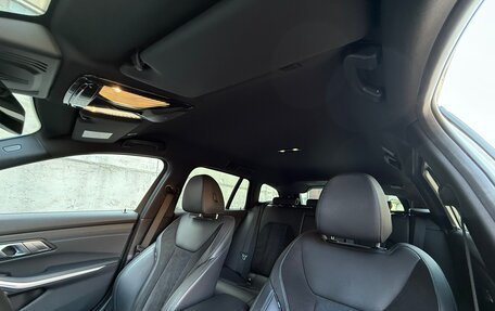 BMW 3 серия, 2019 год, 4 300 000 рублей, 30 фотография