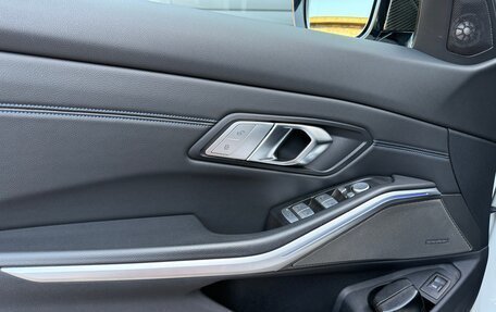 BMW 3 серия, 2019 год, 4 300 000 рублей, 36 фотография
