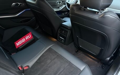 BMW 3 серия, 2019 год, 4 300 000 рублей, 37 фотография