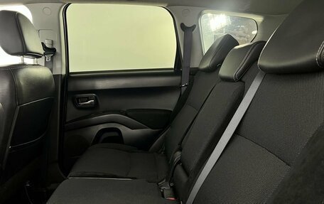 Peugeot 4007, 2011 год, 799 000 рублей, 16 фотография