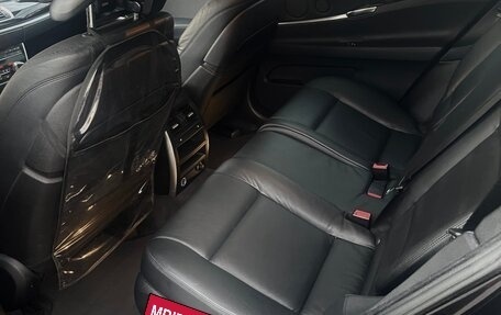 BMW 5 серия, 2013 год, 2 400 000 рублей, 11 фотография