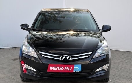 Hyundai Solaris II рестайлинг, 2015 год, 1 049 000 рублей, 2 фотография